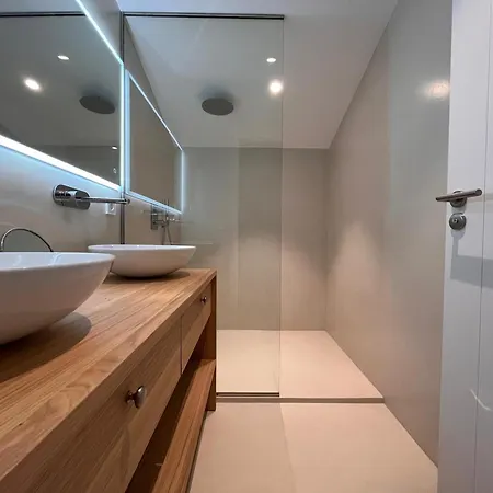 Contemporaine, Piscine Chauffee, Proche Ocean A - Fr-1-239-682 * Saint-Jean-de-Luz